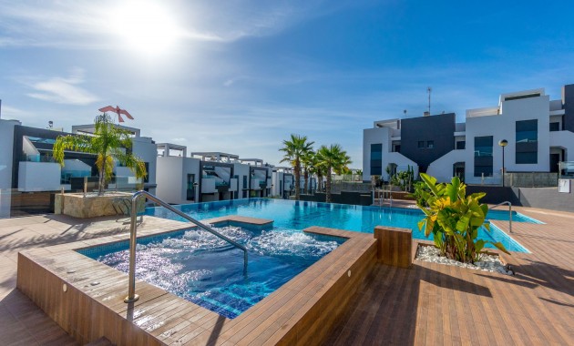 Sale - Apartment / flat -
Torrevieja - Punta Prima