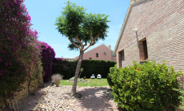 Sale - Detached Villa -
Algorfa - La Finca Golf Resort