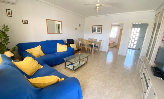 Sale - Townhouse -
Benijofar - Monte Azul