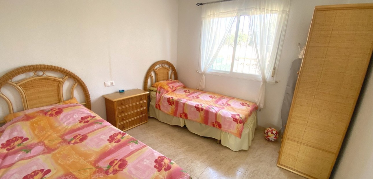 Sale - Townhouse -
Benijofar - Monte Azul