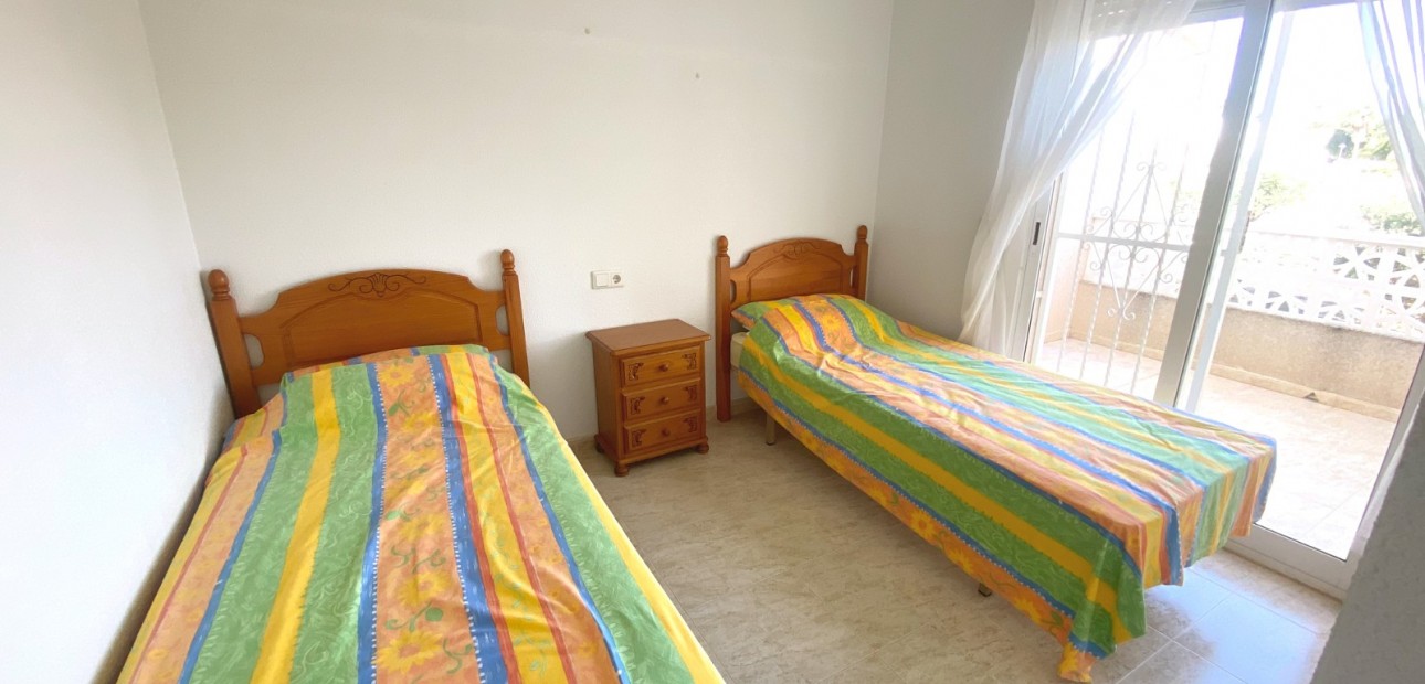 Sale - Townhouse -
Benijofar - Monte Azul