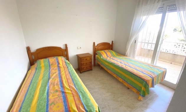 Sale - Townhouse -
Benijofar - Monte Azul