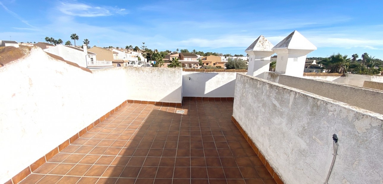 Sale - Townhouse -
Benijofar - Monte Azul