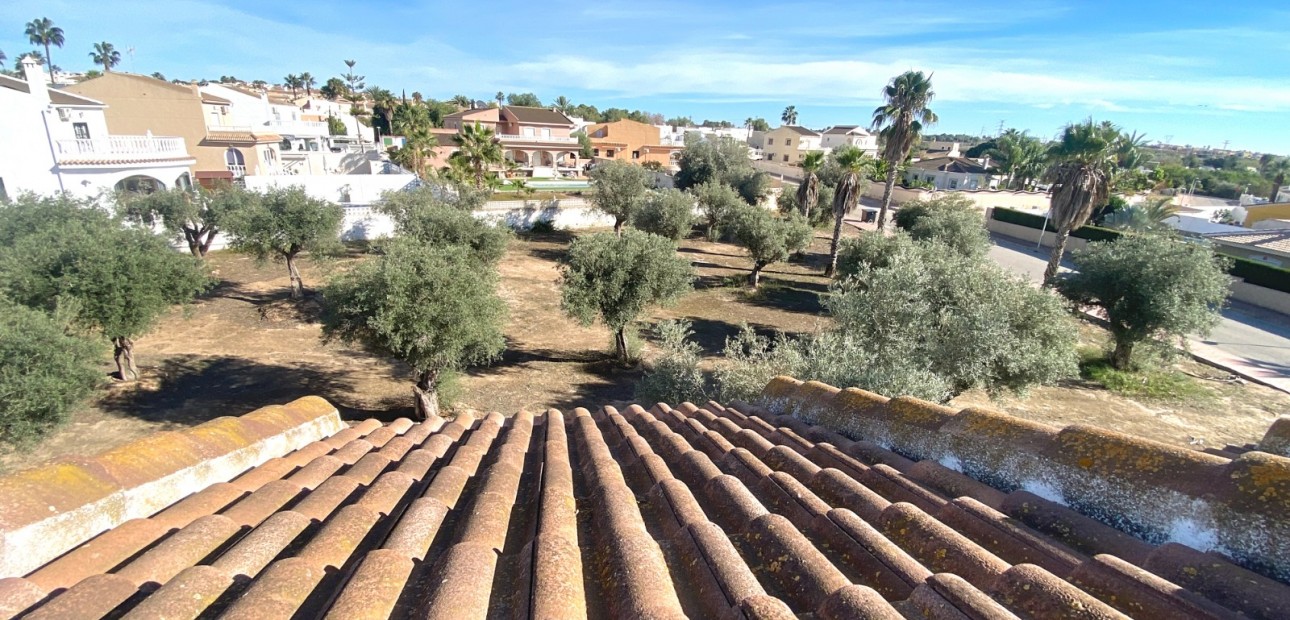 Sale - Townhouse -
Benijofar - Monte Azul