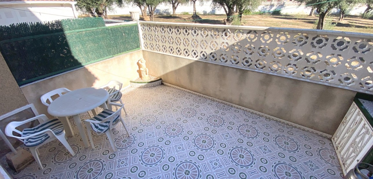 Sale - Townhouse -
Benijofar - Monte Azul