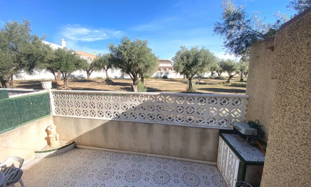 Sale - Townhouse -
Benijofar - Monte Azul