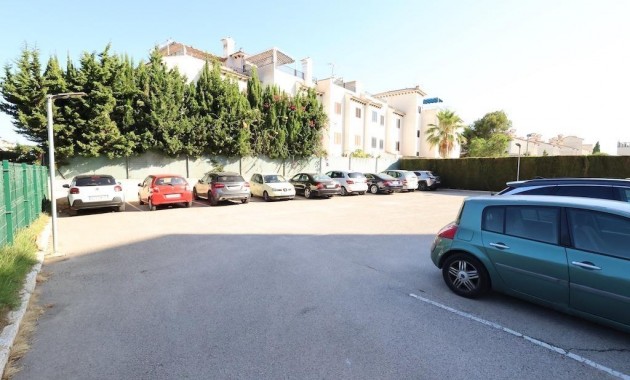 Venta - Commercial Unit -
Orihuela Costa - La Zenia