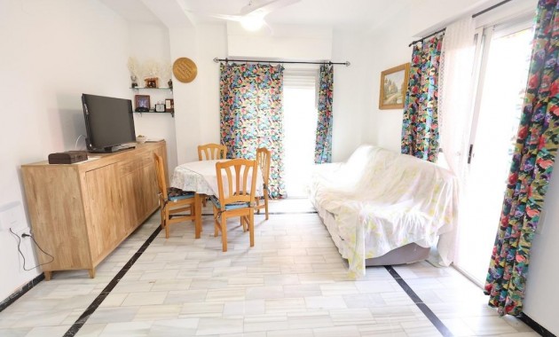 Venta - Apartamento / piso -
Torrevieja - La Mata pueblo