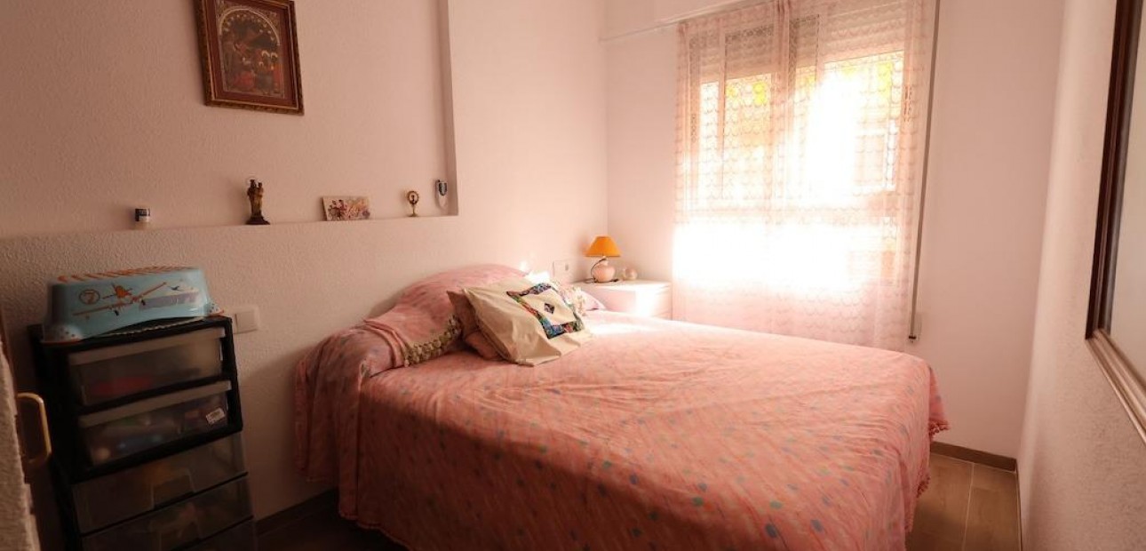 Venta - Apartamento / piso -
Torrevieja - La Mata pueblo
