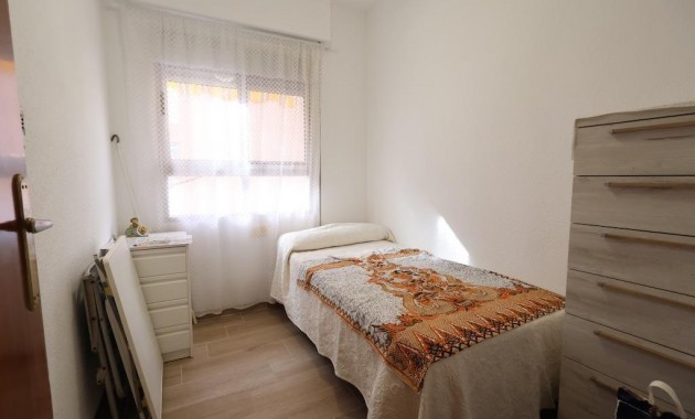 Venta - Apartamento / piso -
Torrevieja - La Mata pueblo