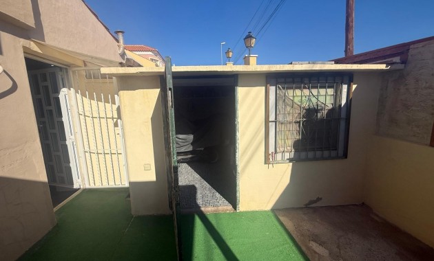 Sale - Villa -
Orihuela Costa - Playa Flamenca Norte