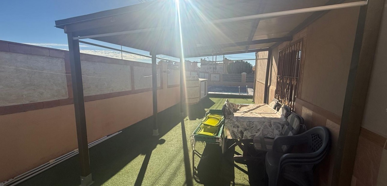 Sale - Villa -
Orihuela Costa - Playa Flamenca Norte