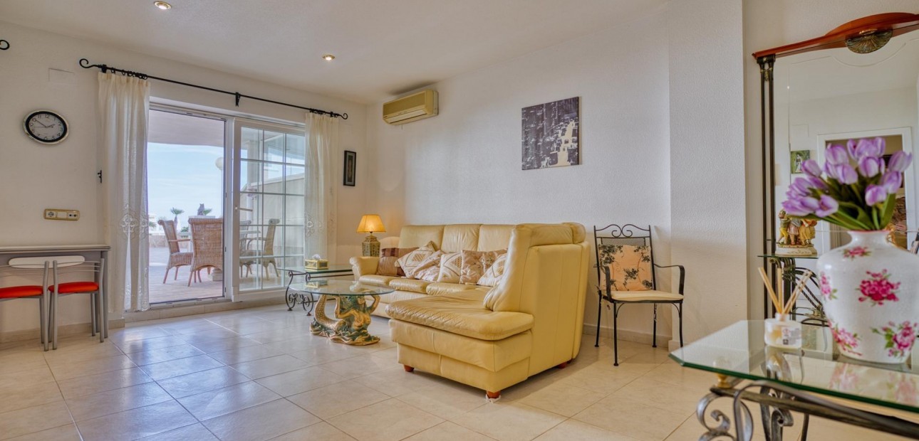 Herverkoop - Appartement / flat -
Guardamar del Segura - Urbanizaciones