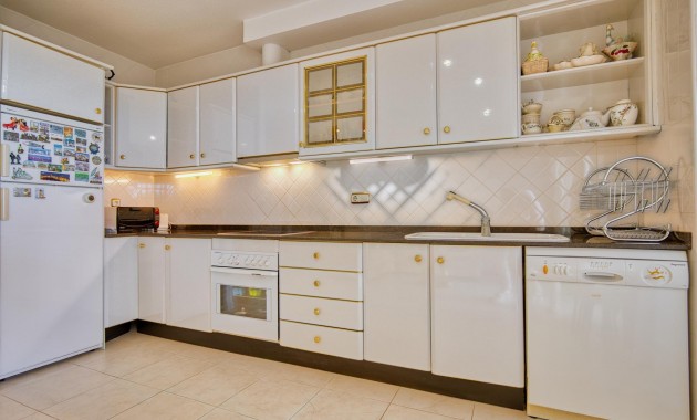 Herverkoop - Appartement / flat -
Guardamar del Segura - Urbanizaciones