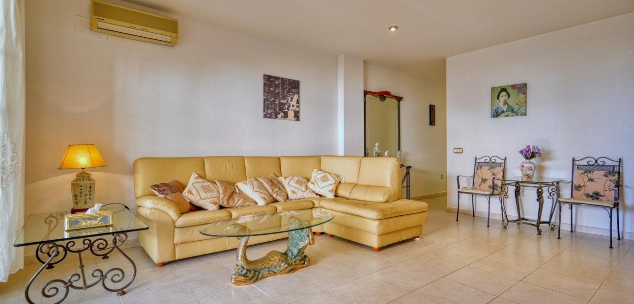 Herverkoop - Appartement / flat -
Guardamar del Segura - Urbanizaciones