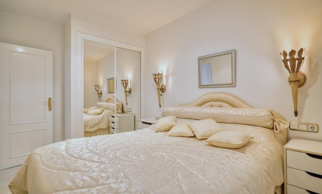 Herverkoop - Appartement / flat -
Guardamar del Segura - Urbanizaciones