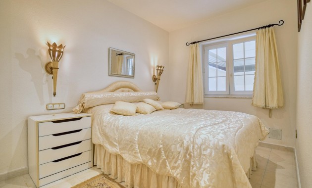 Herverkoop - Appartement / flat -
Guardamar del Segura - Urbanizaciones