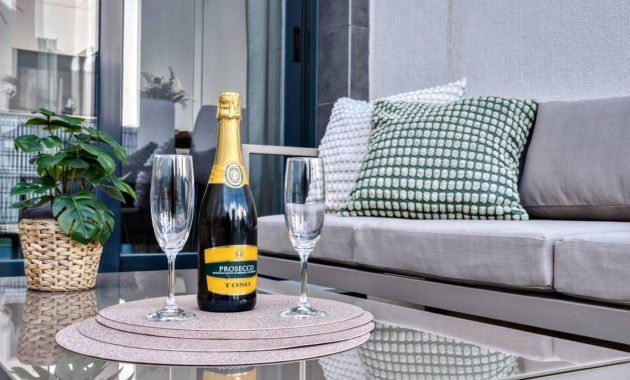 Venta - Semi -
Orihuela Costa - La Florida