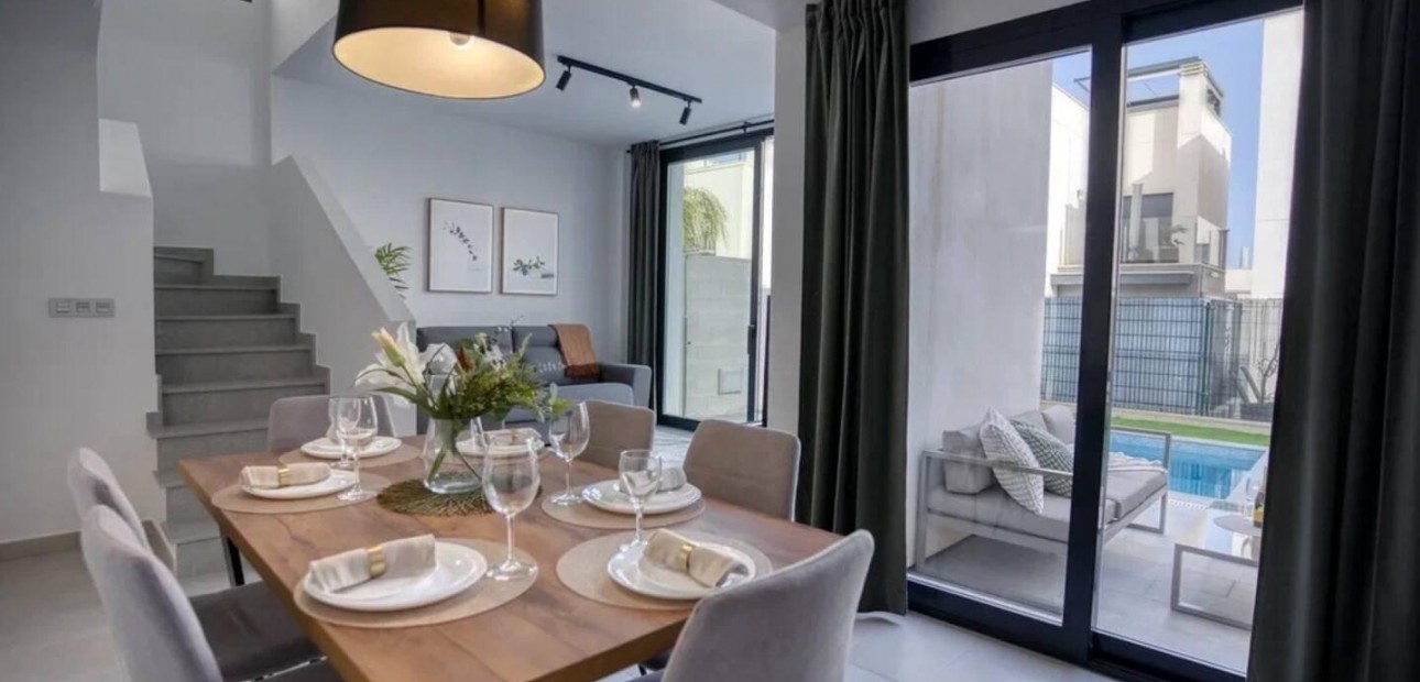 Venta - Semi -
Orihuela Costa - La Florida