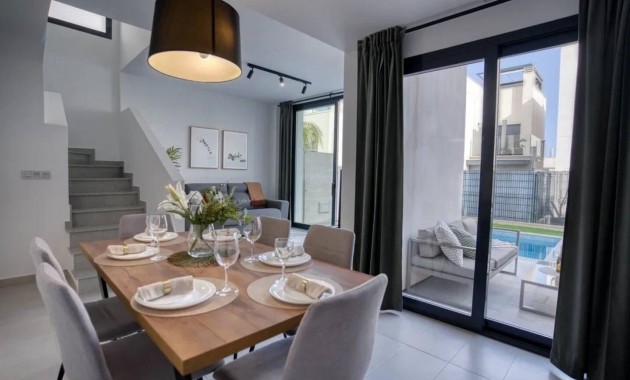 Venta - Semi -
Orihuela Costa - La Florida