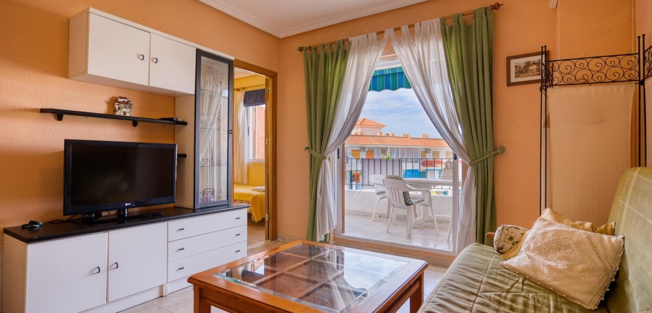 Venta - Apartamento / piso -
Torrevieja - La Mata