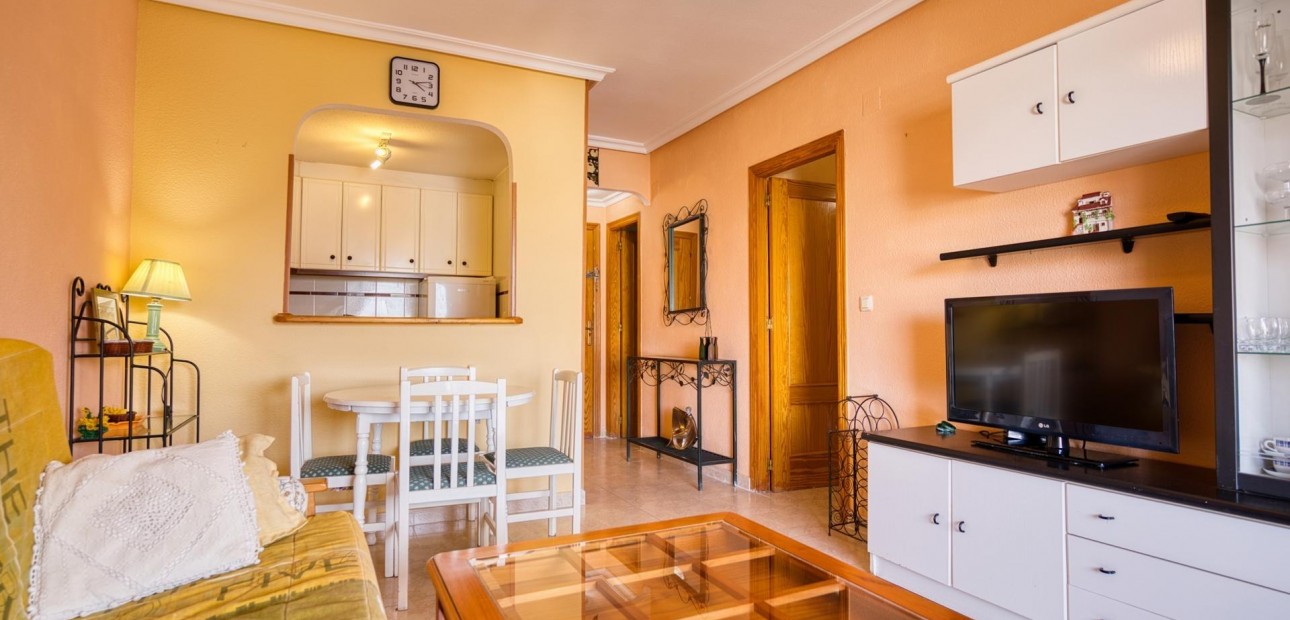 Venta - Apartamento / piso -
Torrevieja - La Mata