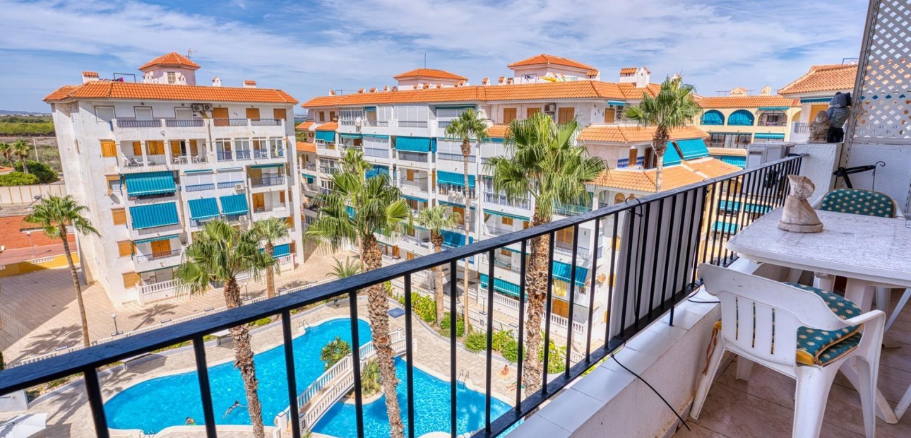 Venta - Apartamento / piso -
Torrevieja - La Mata