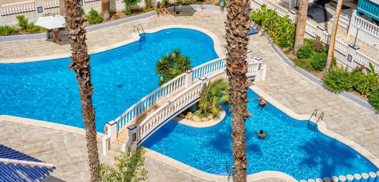 Venta - Apartamento / piso -
Torrevieja - La Mata