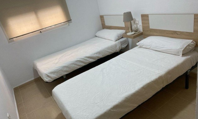 Sale - Apartment / flat -
Torrevieja - Estacion de autobuses