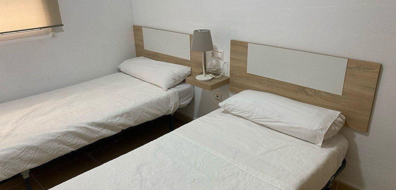 Sale - Apartment / flat -
Torrevieja - Estacion de autobuses