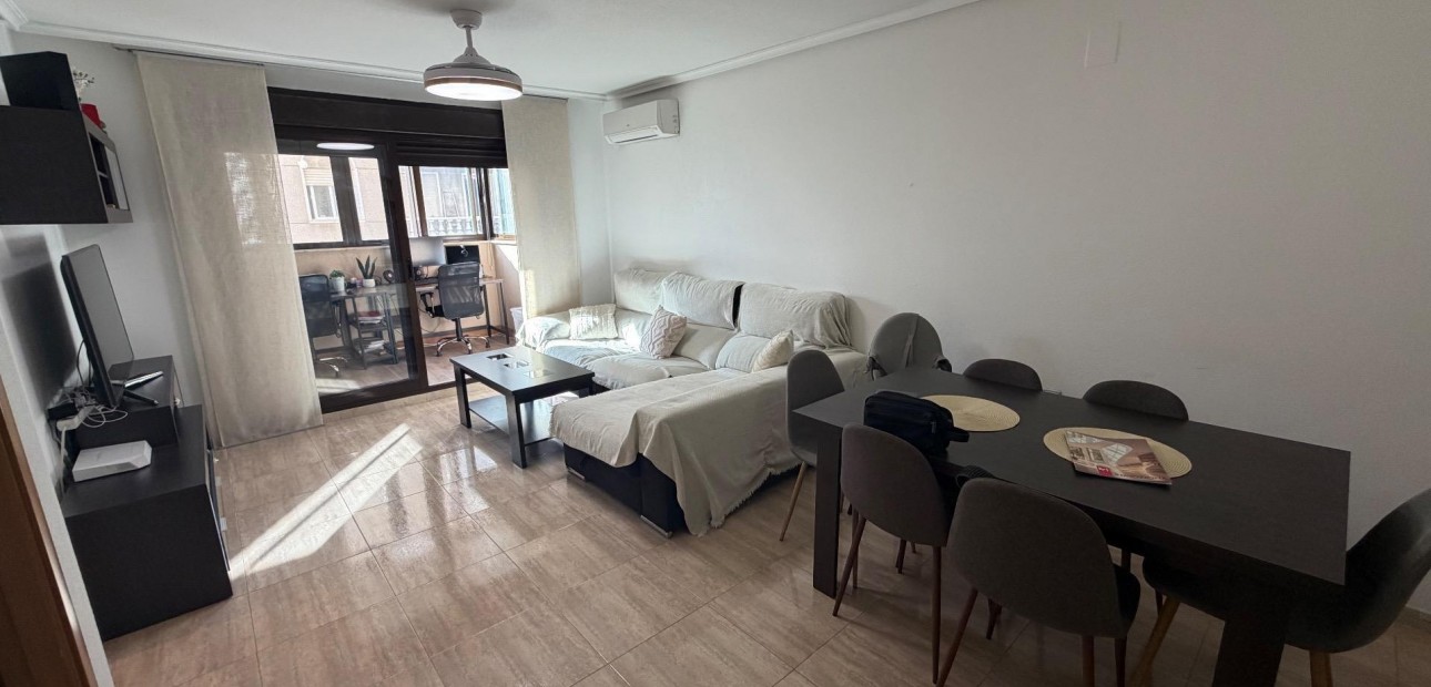 Venta - Apartamento / piso -
Torrevieja - torrevieja