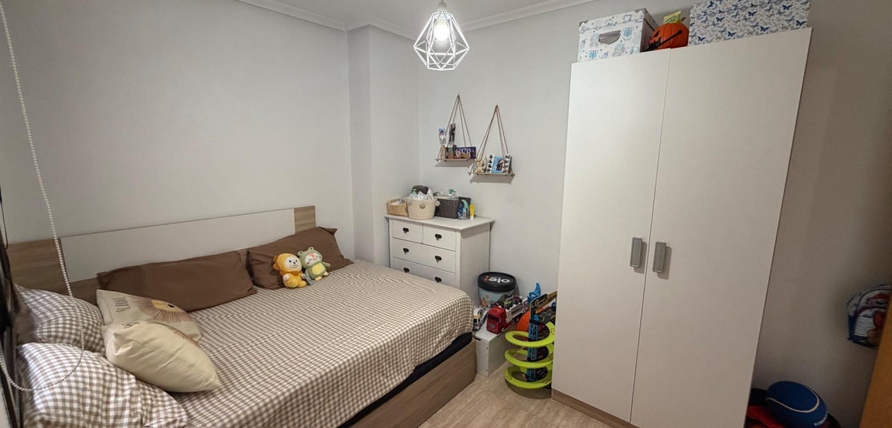 Venta - Apartamento / piso -
Torrevieja - torrevieja