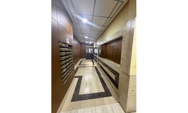 Venta - Apartamento / piso -
Torrevieja - torrevieja