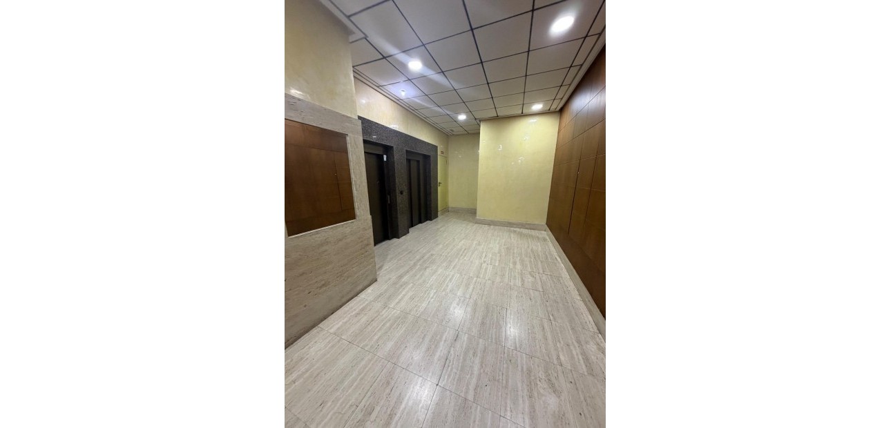 Venta - Apartamento / piso -
Torrevieja - torrevieja