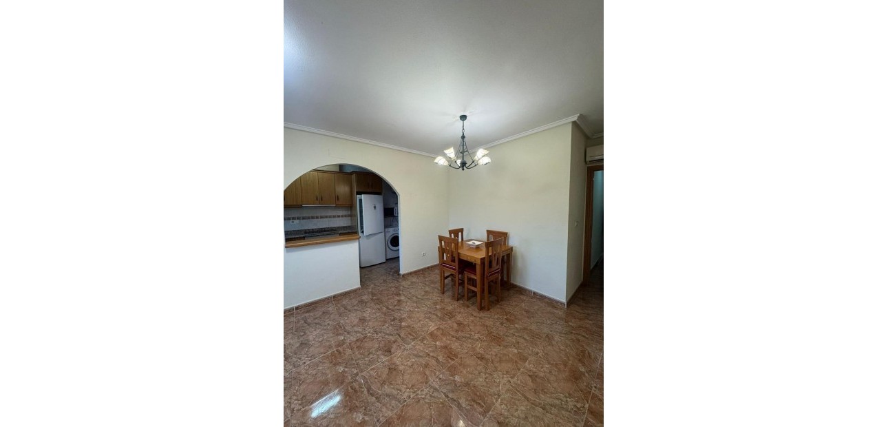 Venta - Apartamento / piso -
Jacarilla - Comunidad valenciana
