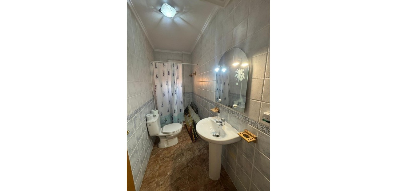 Venta - Apartamento / piso -
Jacarilla - Comunidad valenciana