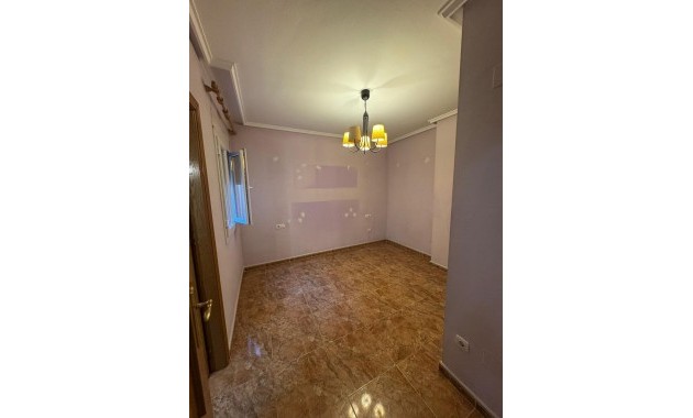 Venta - Apartamento / piso -
Jacarilla - Comunidad valenciana