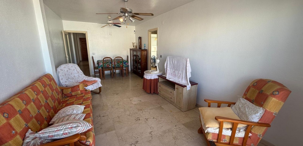 Herverkoop - Appartement / flat -
Torrevieja - Playa del cura