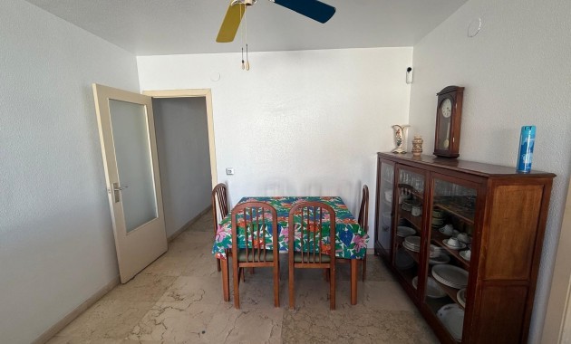Herverkoop - Appartement / flat -
Torrevieja - Playa del cura