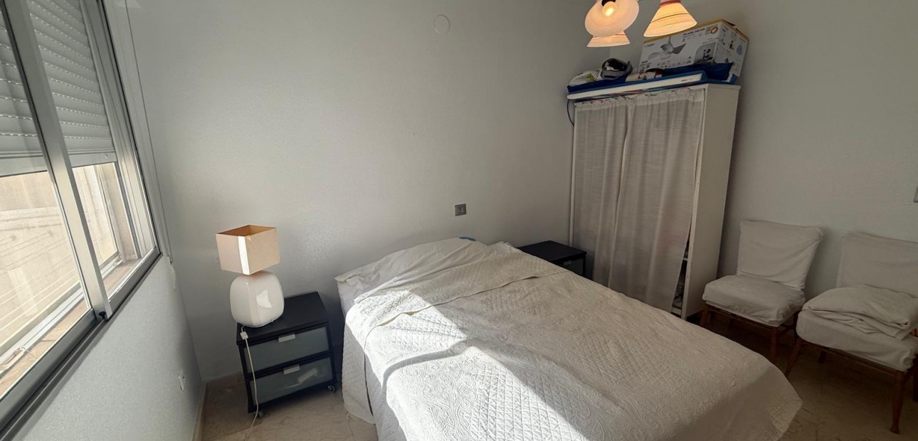 Herverkoop - Appartement / flat -
Torrevieja - Playa del cura