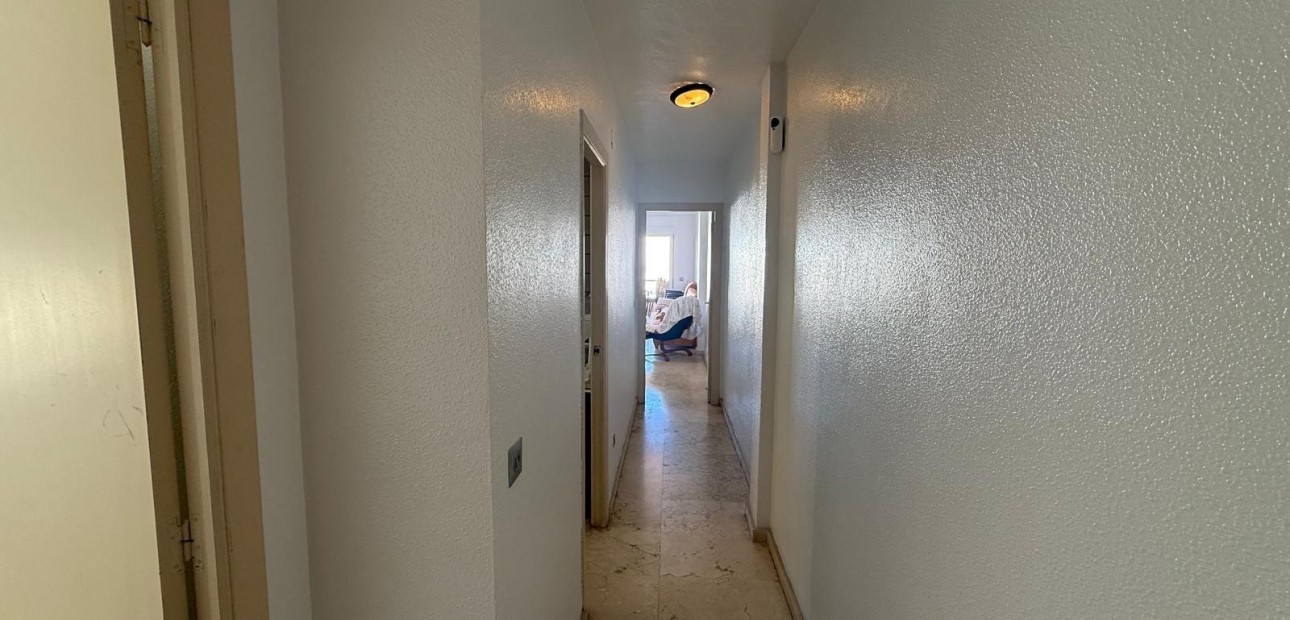 Herverkoop - Appartement / flat -
Torrevieja - Playa del cura