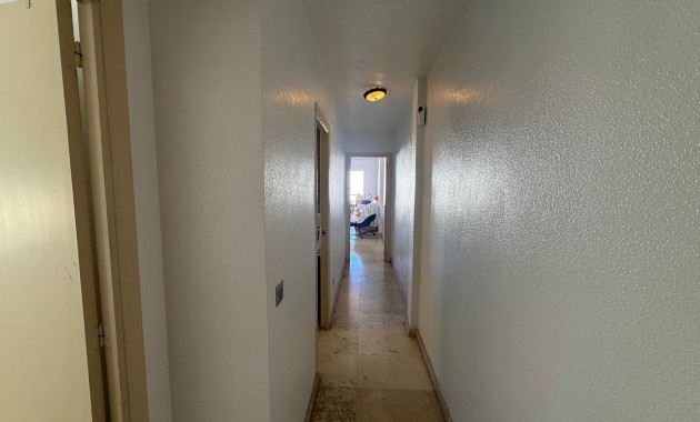 Herverkoop - Appartement / flat -
Torrevieja - Playa del cura