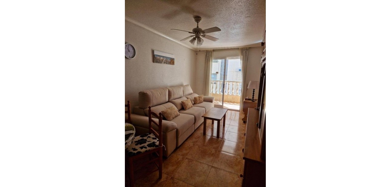 Herverkoop - Appartement / flat -
Torrevieja - Centro