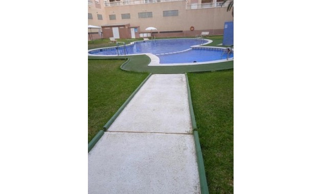 Herverkoop - Appartement / flat -
Torrevieja - Centro