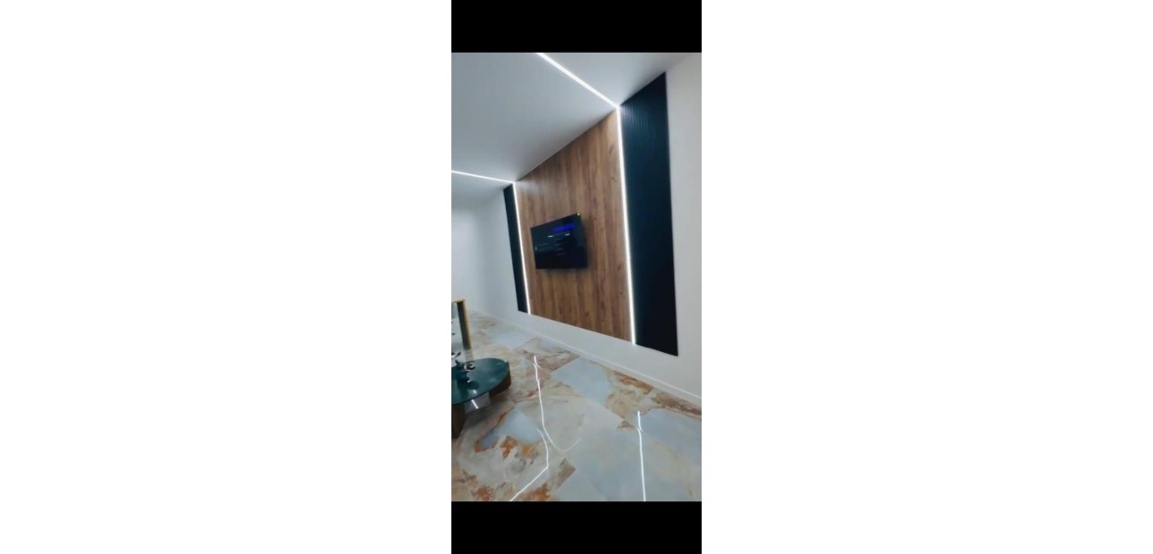 Herverkoop - Bungalow -
Benidorm - Poniente