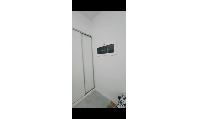 Herverkoop - Bungalow -
Benidorm - Poniente