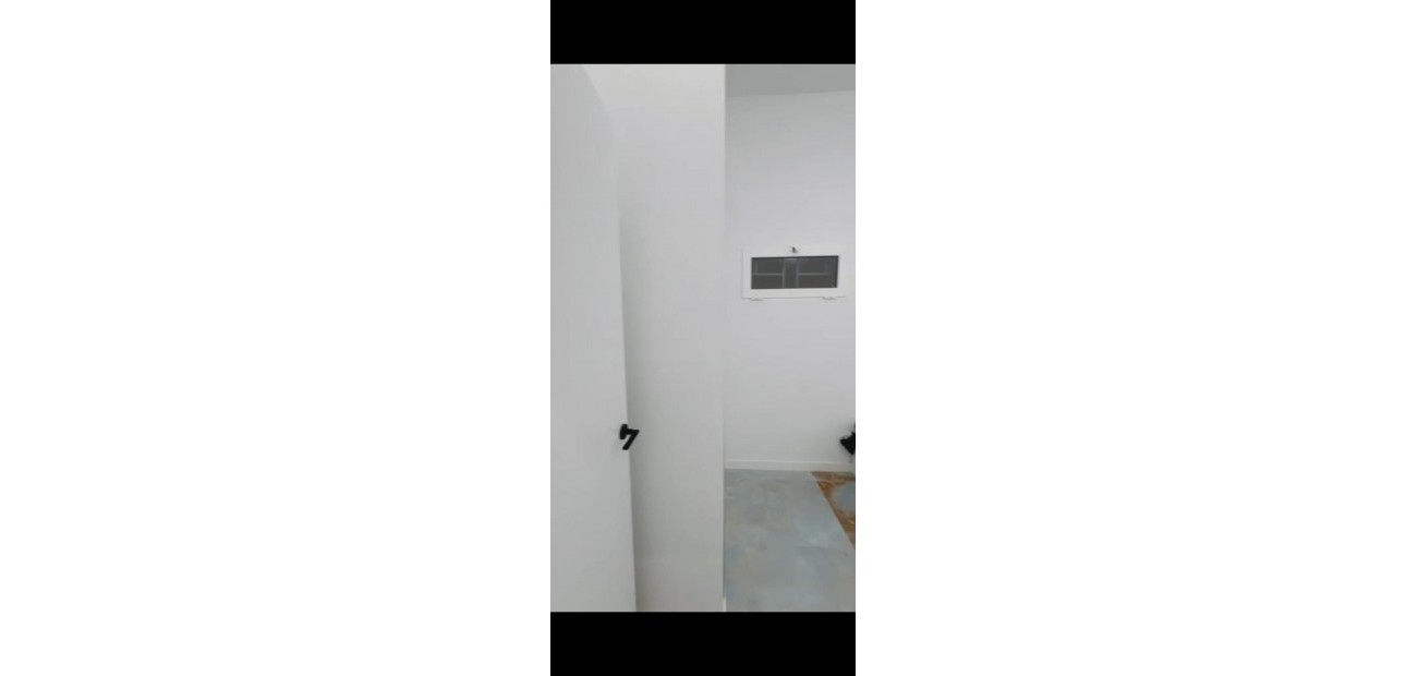 Herverkoop - Bungalow -
Benidorm - Poniente