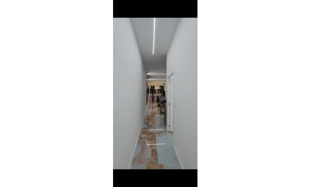 Herverkoop - Bungalow -
Benidorm - Poniente