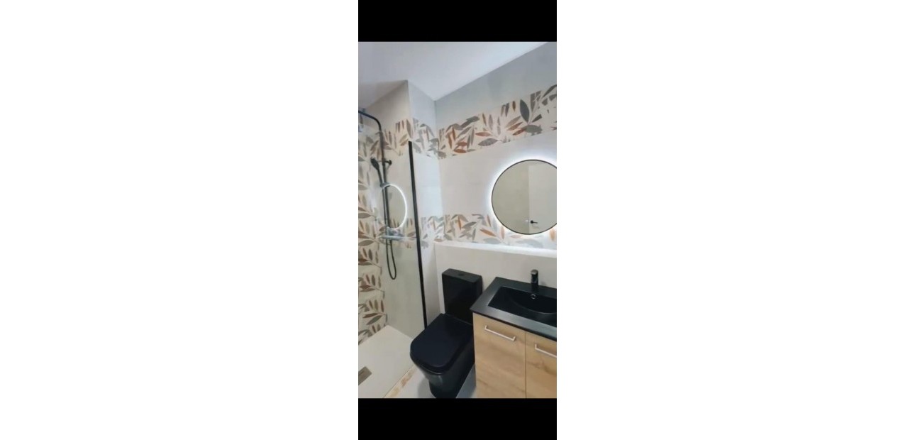 Herverkoop - Bungalow -
Benidorm - Poniente