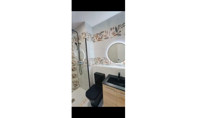 Herverkoop - Bungalow -
Benidorm - Poniente